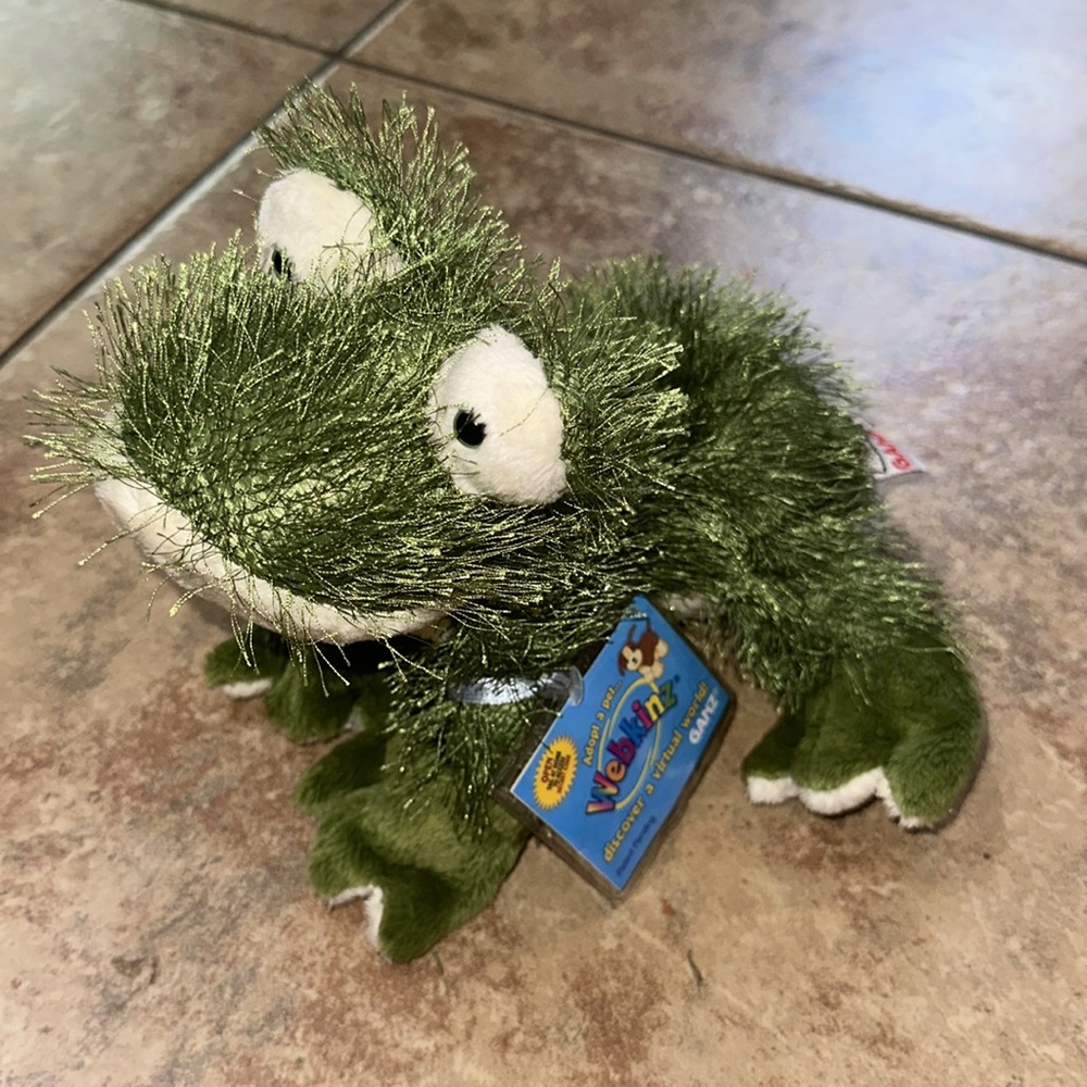 NWT Webkinz Frog HM001 Ganz Green Shaggy Plush Sealed Code Retired